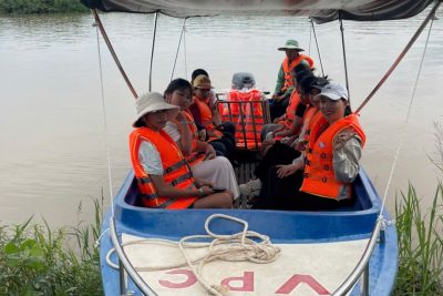 HỌC SINH TRƯỜNG THCS NGUYỄN BỈNH KHIÊM HÀO HỨNG DU LỊCH TRẢI NGHIỆM, KHÁM PHÁ TẠI “ĐẢO XANH”