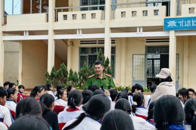 TRƯỜNG THCS NGUYỄN BỈNH KHIÊM TỔ CHỨC THÀNH CÔNG BUỔI TUYÊN TRUYỀN, PHỔ BIẾN, GIÁO DỤC PHÁP LUẬT CHO HỌC SINH